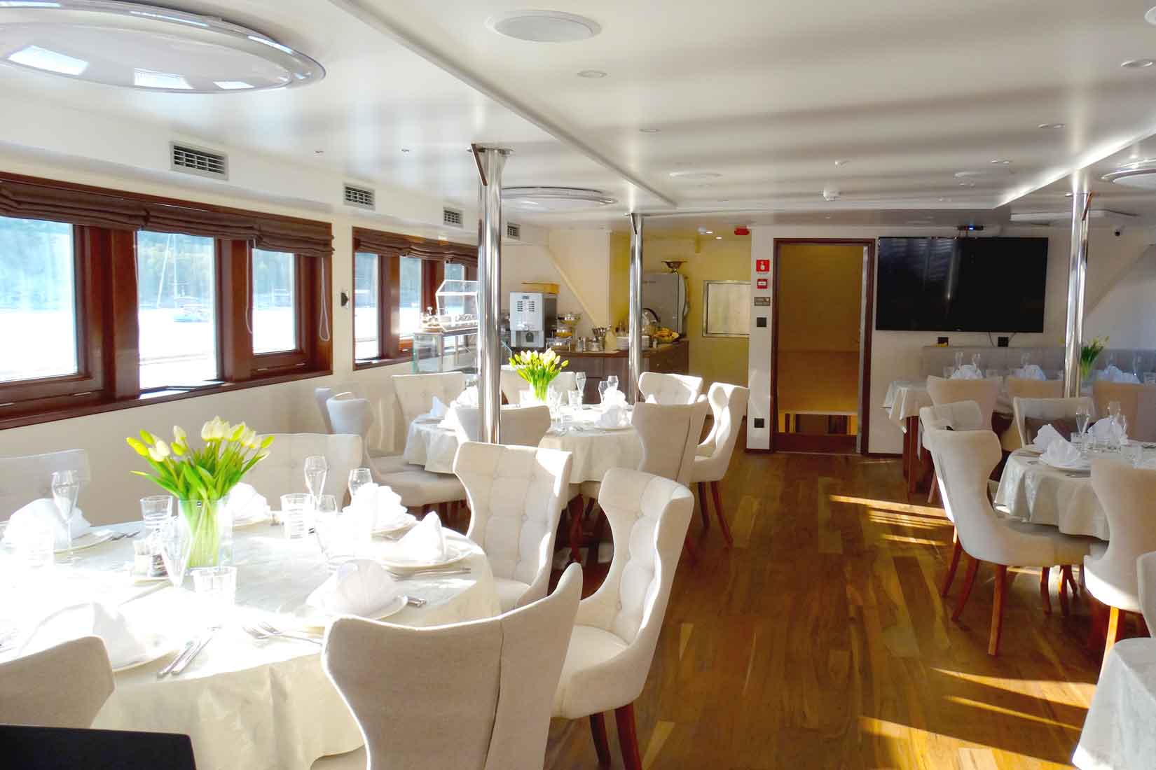 Restaurant, PRINCESS