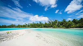 Strand bei Raiatea, Französisch Polynesien