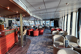 Bar, COMPASS OPERA