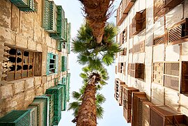 Traditionelle Wohngebäude mit Mashrabiya Holzarbeiten in Al-Balad, Jeddah, Saudi-Arabien