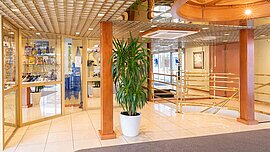 Foyer & Bord-Shop, MS Botticelli