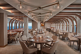 Restaurant, Norwegian Spirit