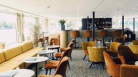 Lounge & Bar, MS Johannes Brahms