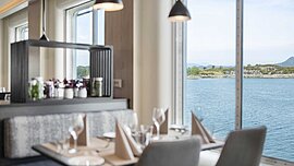 Restaurant, MS Finnmarken