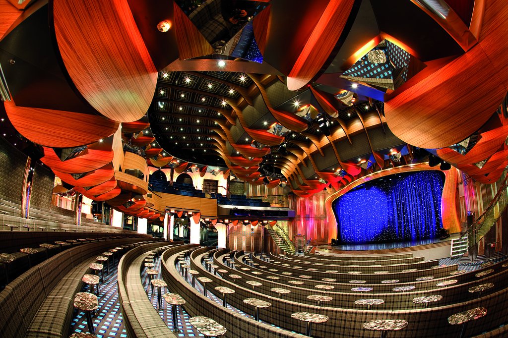 Theater auf der Costa Deliziosa