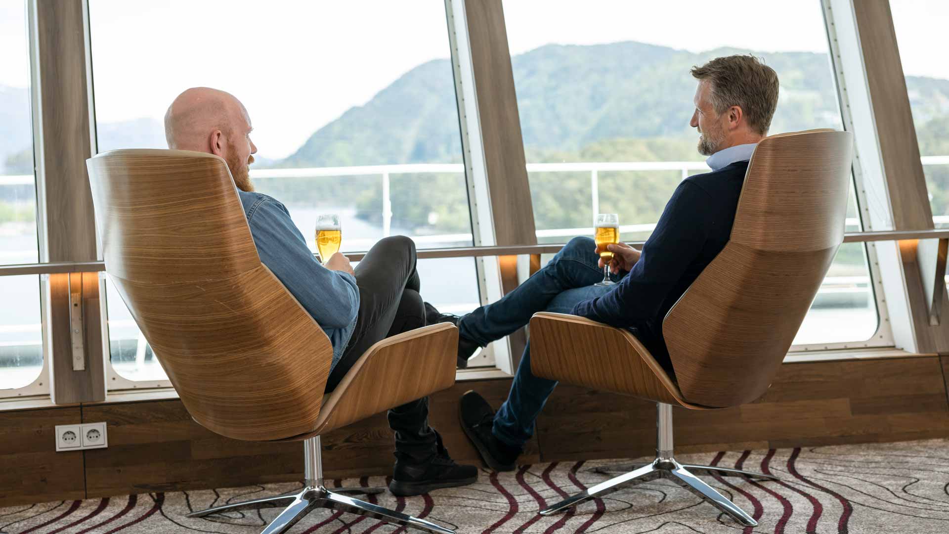 Explorer Lounge, MS Finnmarken