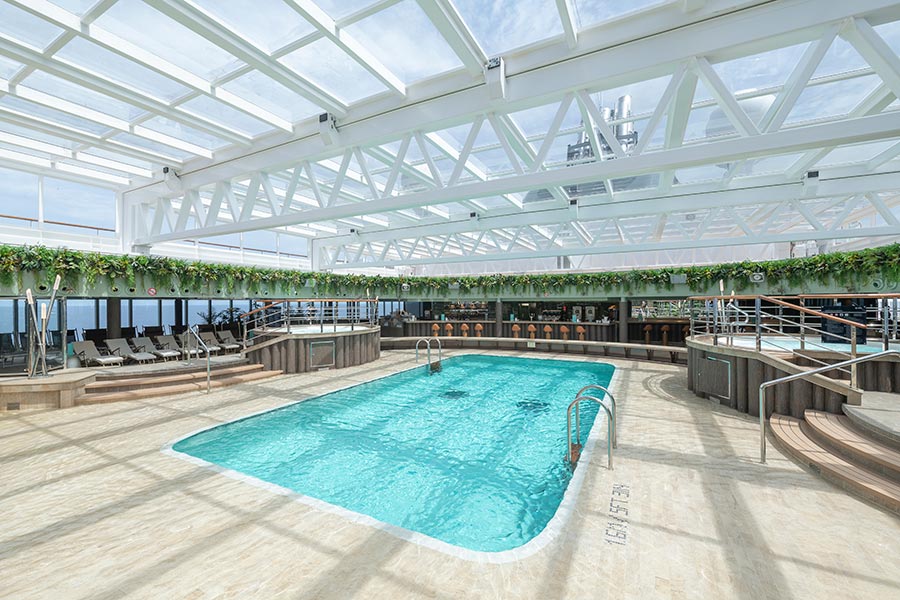 MSC Seaview - Innenpool