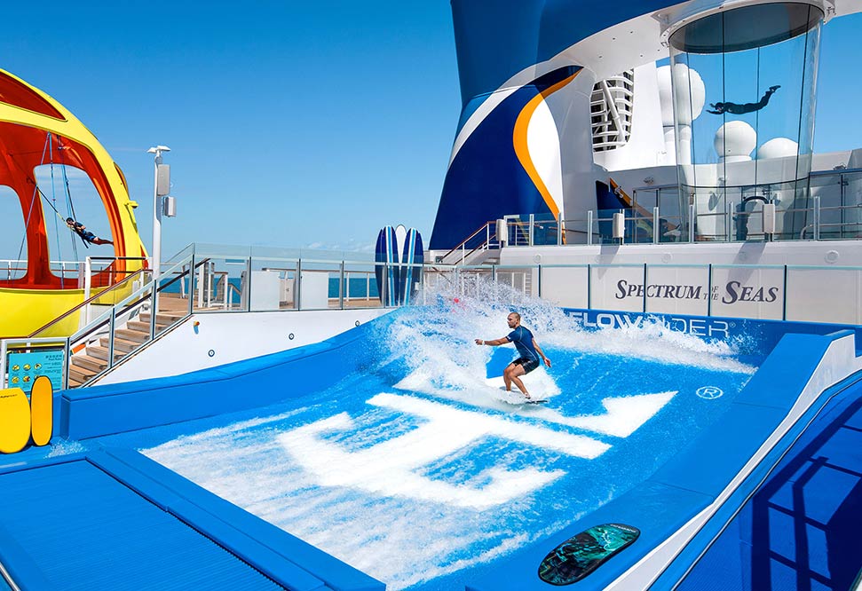 Surf Sport an Bord - Spectrum of the Seas Surf Sport an Bord - Spectrum of the Seas