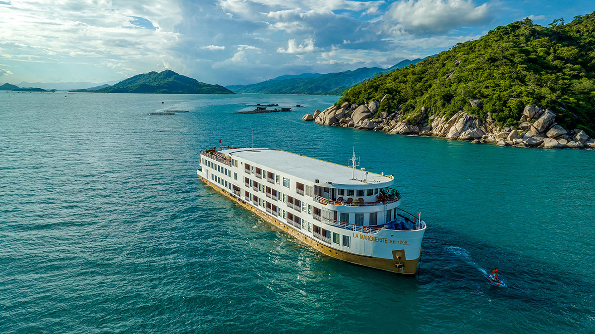 R/V La Marguerite Aussenansicht