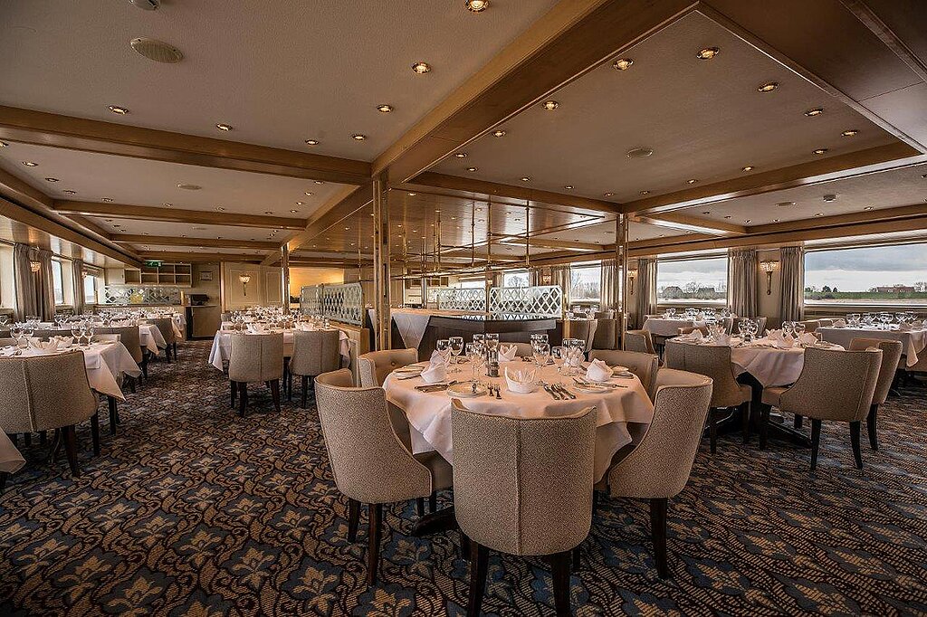 Restaurant, MS Swiss Pearl